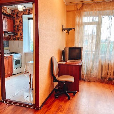 Apartment Near Metro Station Darnitsa Kyjev Exteriér fotografie