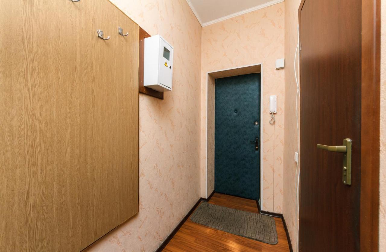 Apartment Near Metro Station Darnitsa Kyjev Exteriér fotografie